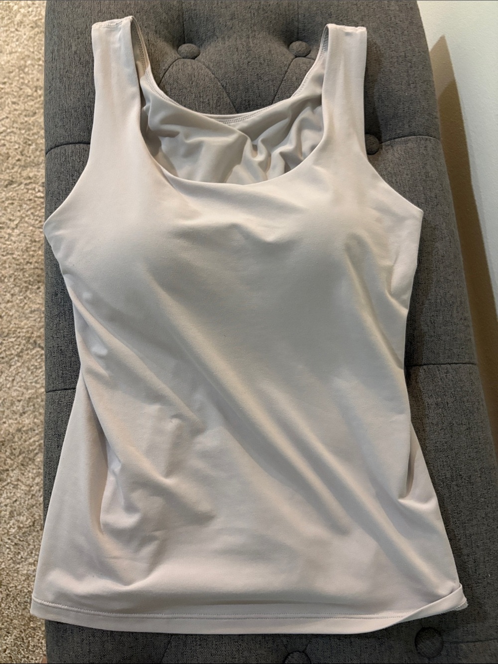 Uniqlo Women’s Scoop Neck Tank Top — Light Beige